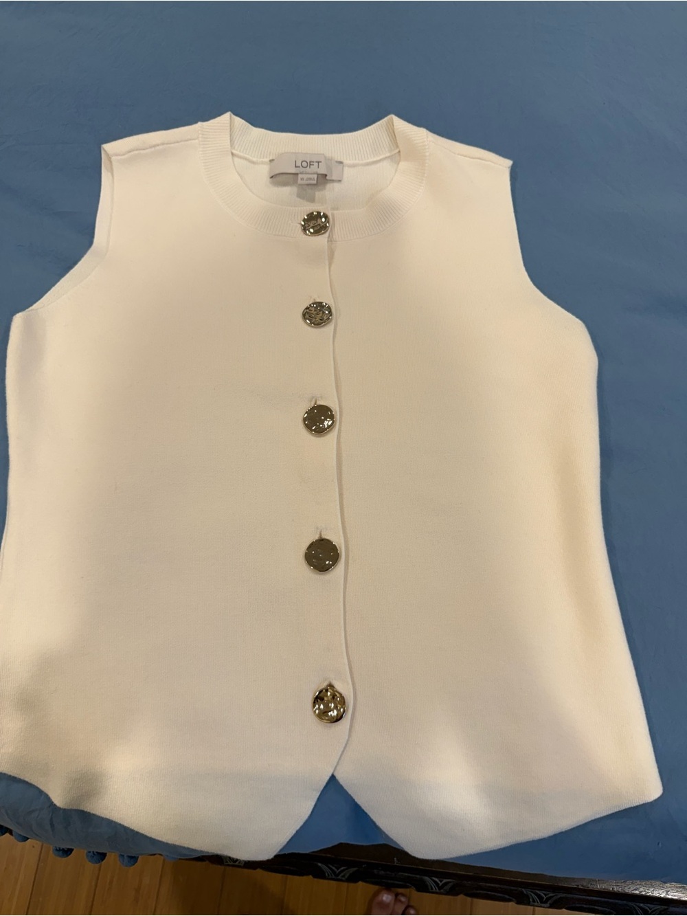 LOFT Cream Sleeveless Knit Shell with Decorative Gold Buttons